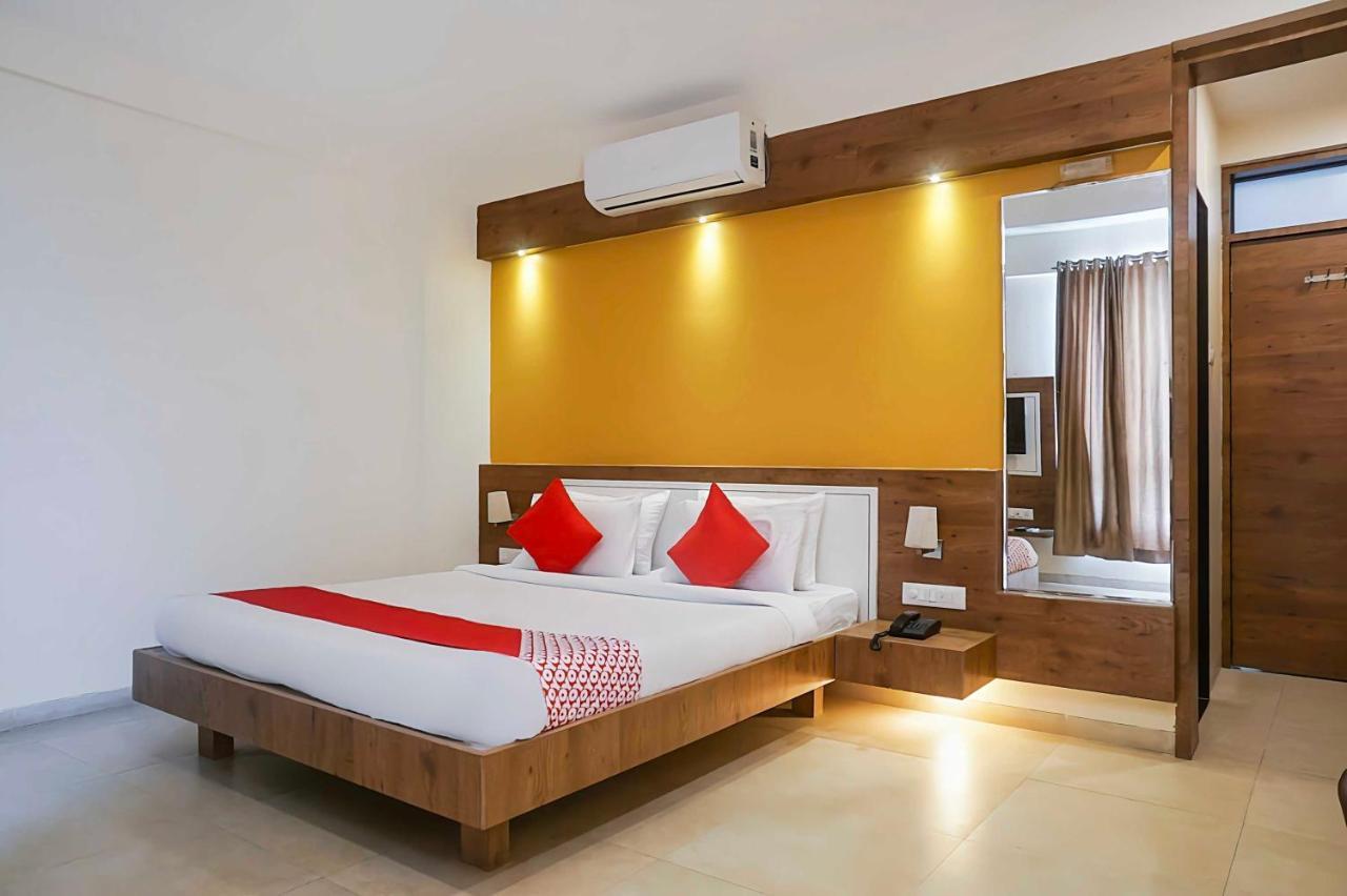 Collection O Sanskruti Resort Shirdi Esterno foto